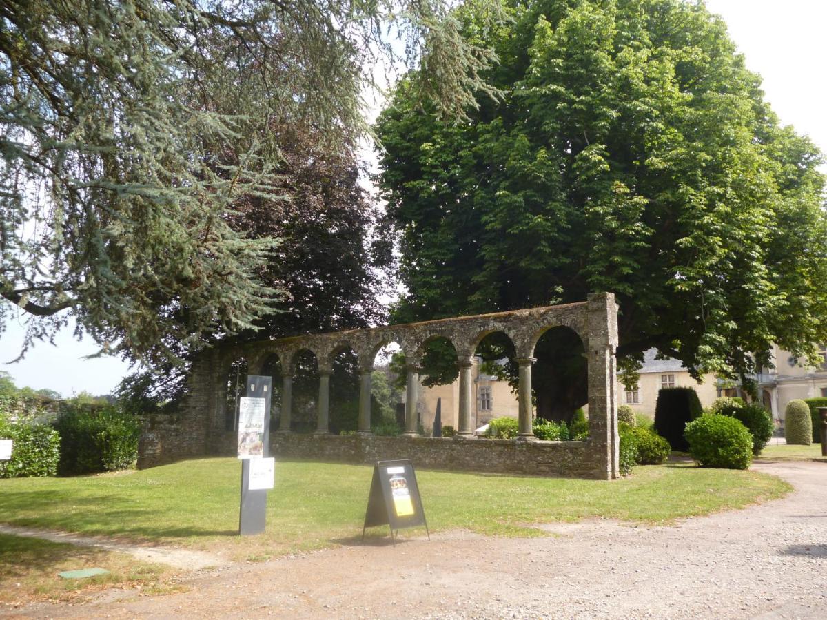 Auberge Bretonne Chateaubriant Exterior photo